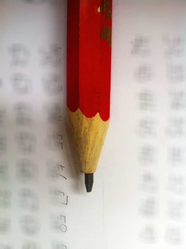 恐怖游戏笔仙的游戏规则_禁忌游戏笔仙怎么玩_玩笔仙游戏有什么危害