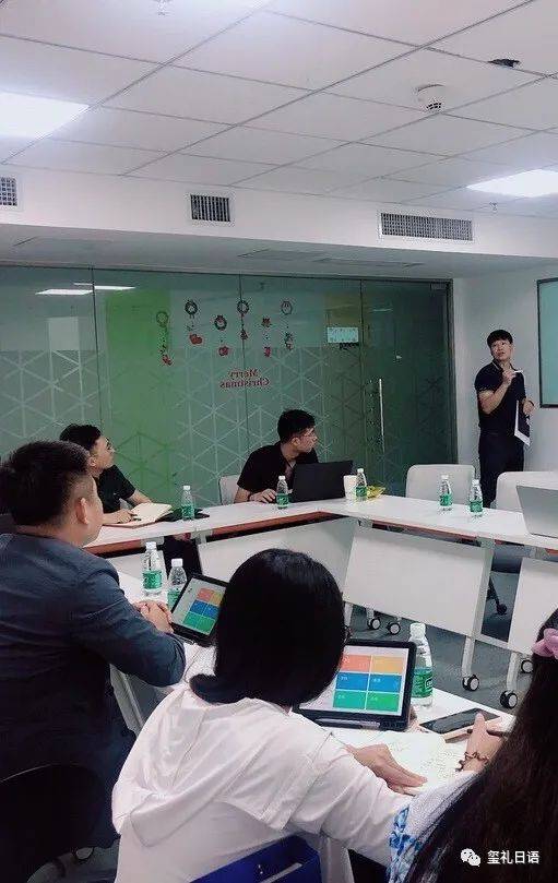 培养未来人才，京佳教育的关键途径是什么？