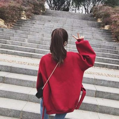 头像背影女生气质范漫画图片_qq头像女生背影_头像背影女生气质范短发