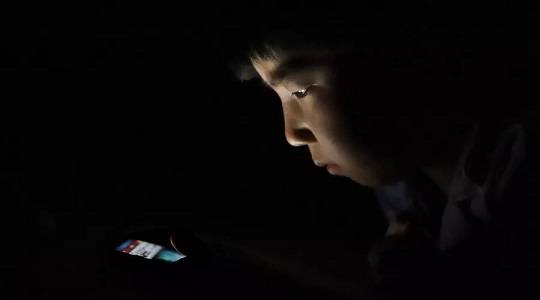 耗电的手机游戏_最费电的手机游戏_费电手机游戏