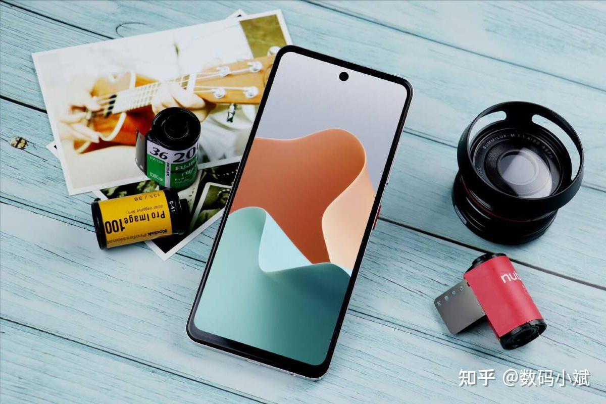 百元手机玩游戏怎么样_用手机玩游戏怎么赚钱_游玩手机游戏