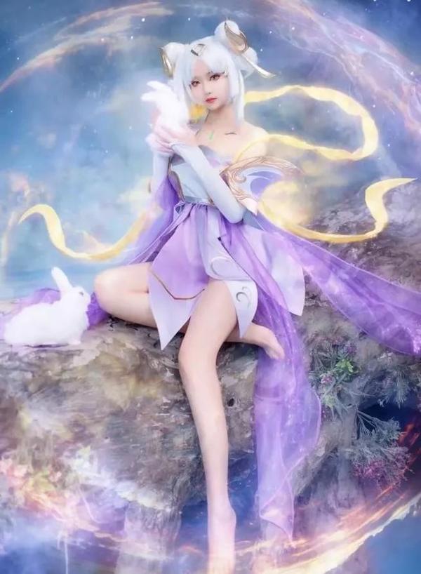扔球手机游戏_古老的地掷球手机游戏_小明和小强玩掷硬币的游戏