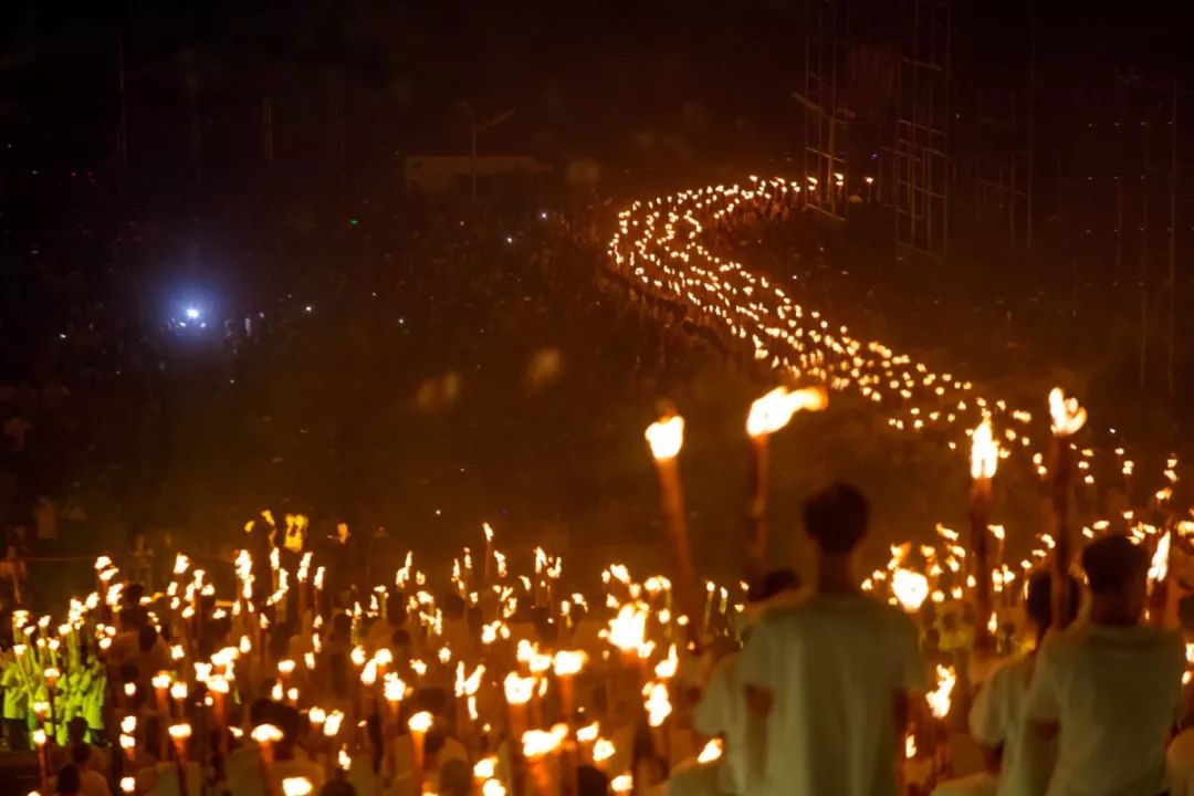 4月15日是什么节日?_节日在大月的是_节日是指