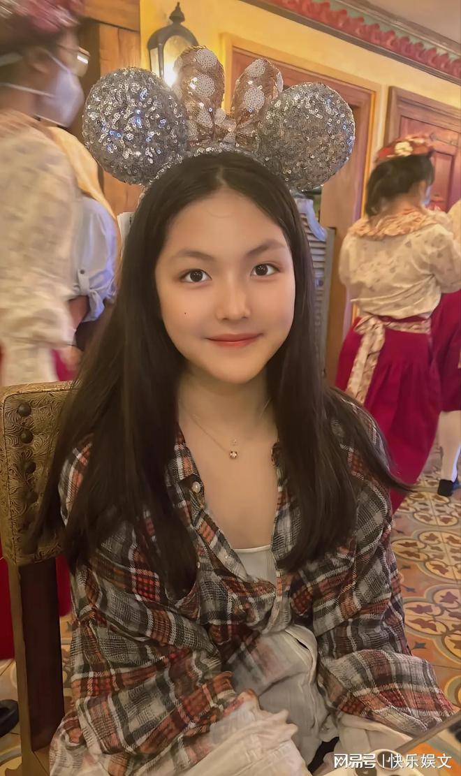 13岁女儿手机充值游戏_充值女儿手机游戏安全吗_充值女儿手机游戏怎么玩