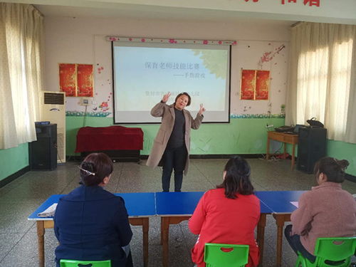 幼儿园小蚂蚁手指游戏,幼儿园趣味手指游戏体验